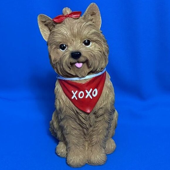NEW ~ NWT YORKIE ~ YORKSHIRE TERRIER LOVE KISSES & HUGS GORGEOUS STATUE / FIGURE - Picture 11 of 16